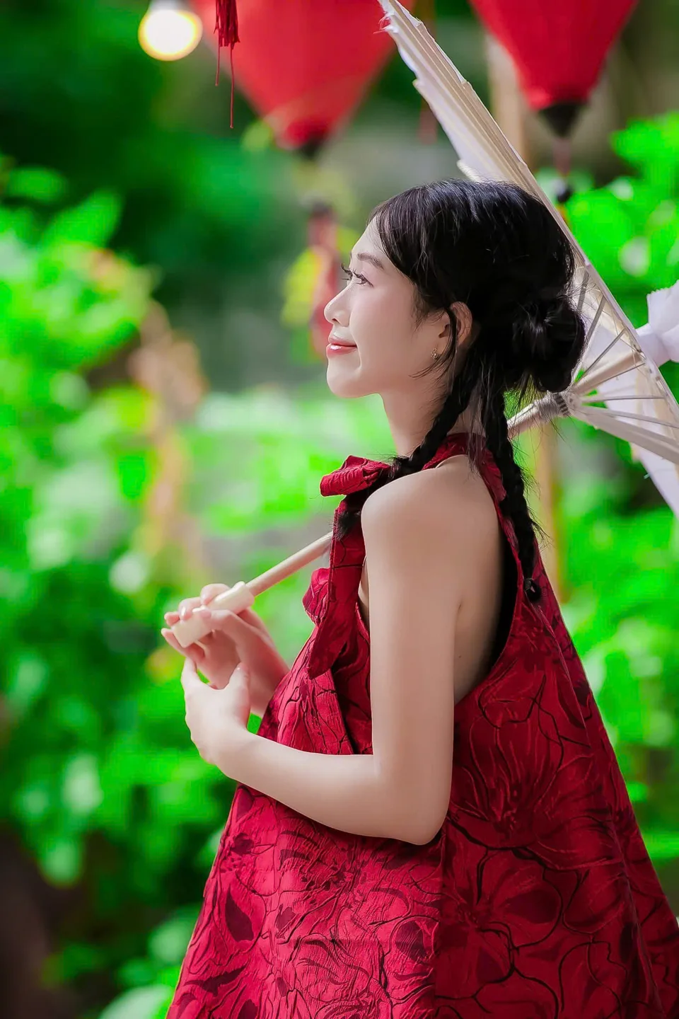 Một sắc đỏ rất riêng — khung hình 7